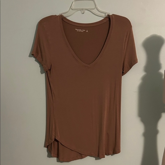 Abercrombie and Fitch Soft & Drapey Tan Shirt - Picture 1 of 3